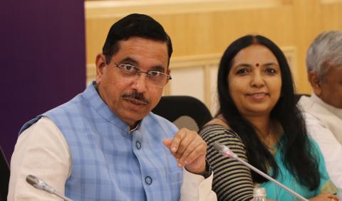 28 मई 2025 को विज्ञान भवन में डार्क पैटर्न पर हितधारकों की बैठक