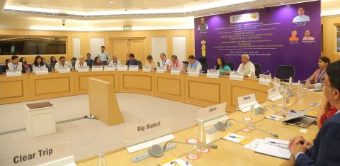 28 मई 2025 को विज्ञान भवन में डार्क पैटर्न पर हितधारकों की बैठक